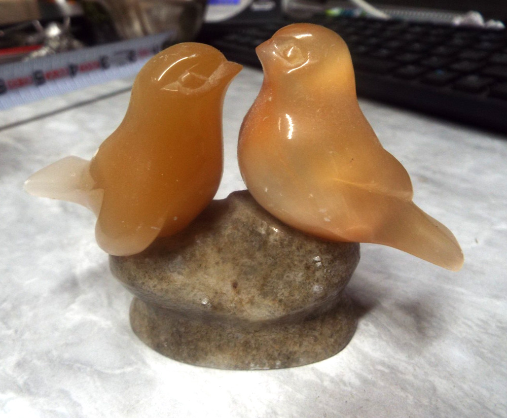 Vintage yellowish/orangeish onxy Selenite Love Bird Figurine